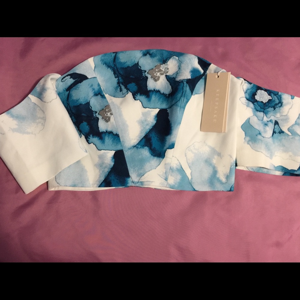 Keepsake the label top
